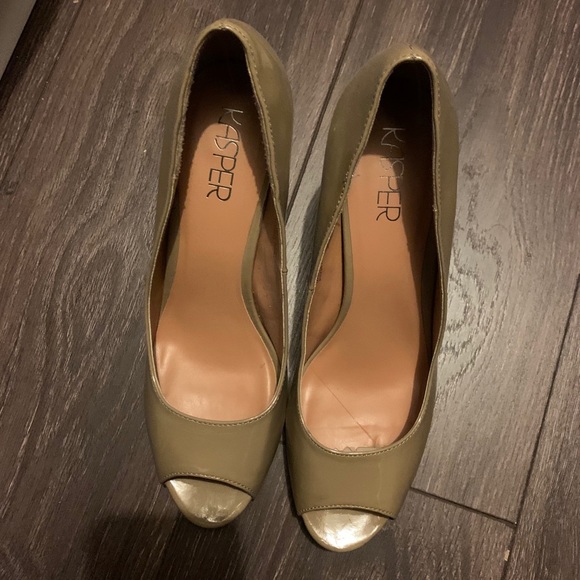 Nude Kasper platform pumps size 10 - Picture 1 of 3